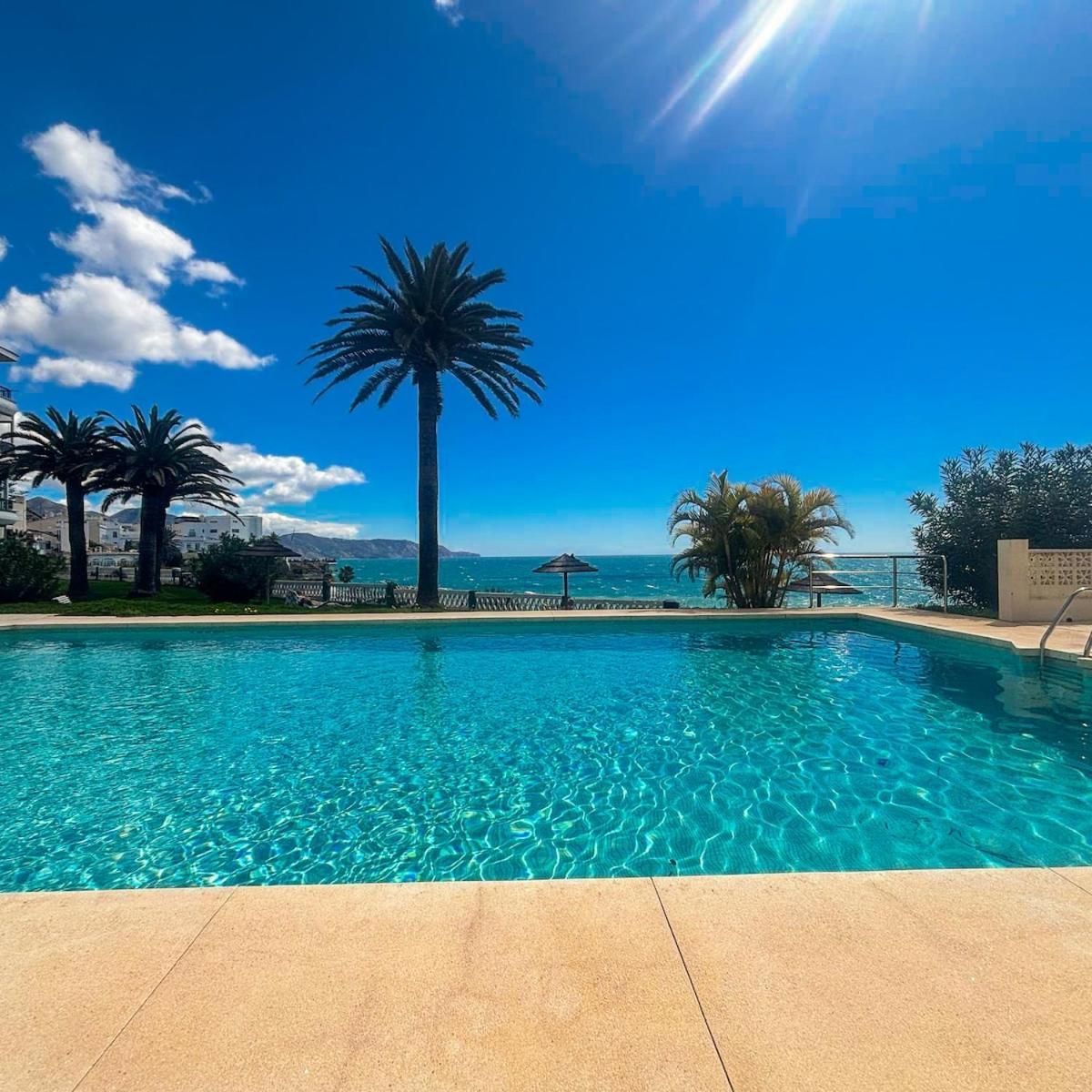 A2219 Sea Views Acapulco Apartment *